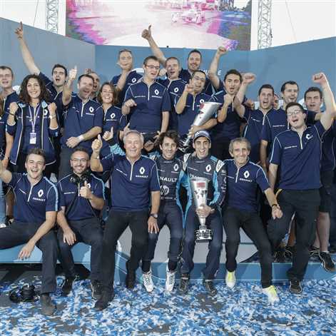 Renault e.dams wygrywa wyścig ePrix w Marrakeszu